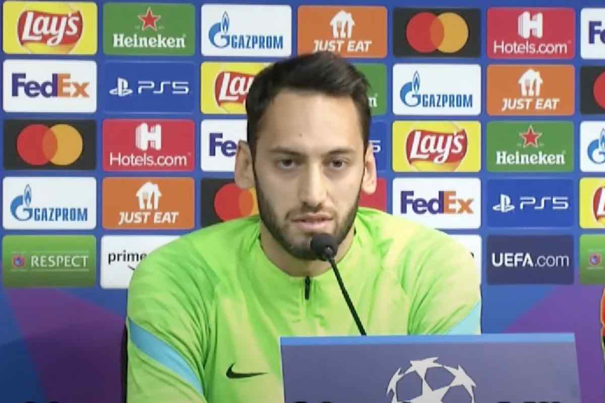 Hakan Calhanoglu, allarme dalla Nazionale: va KO